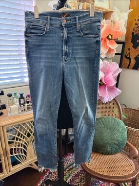 Mother Stunner Ankle Step Fray Walking On Coals Wash Denim Jeans